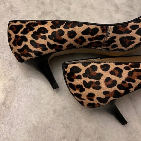 Leopard, faux fur, kitten heel shoes. size 9 1/2. - Picture 8 of 8